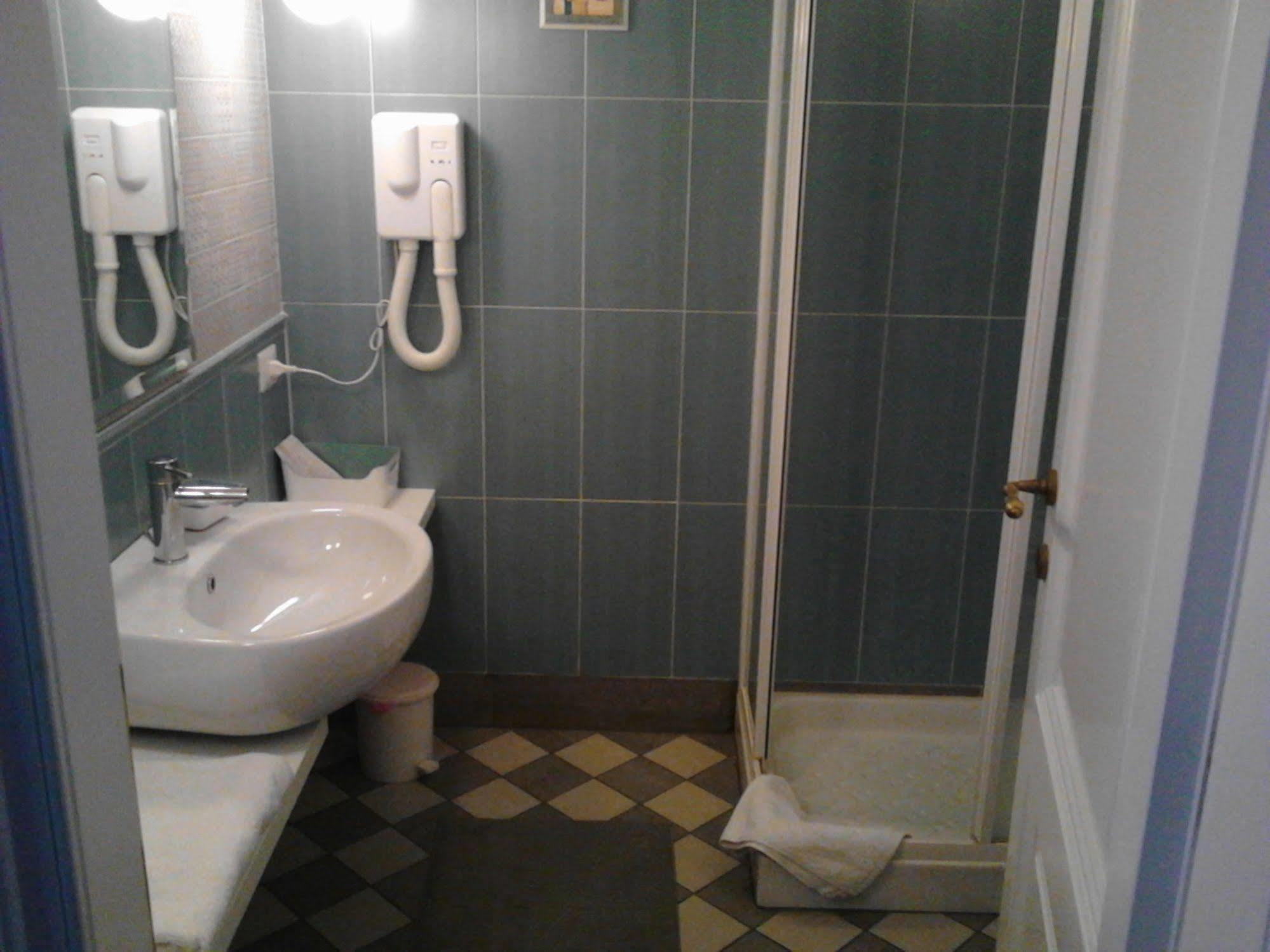 Bed and Breakfast Le Stanze Di Pietro Rom Exterior foto